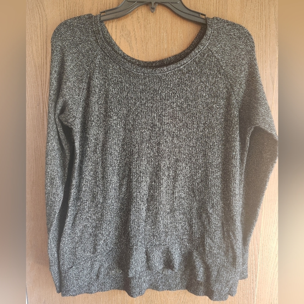 Old Navy Women's Charcoal Knit Sweater